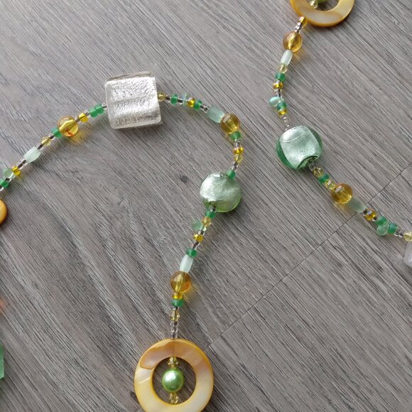 Yellow and Green Glass Beaded Necklace Pearlescent Shell Long - Picture 5 of 8